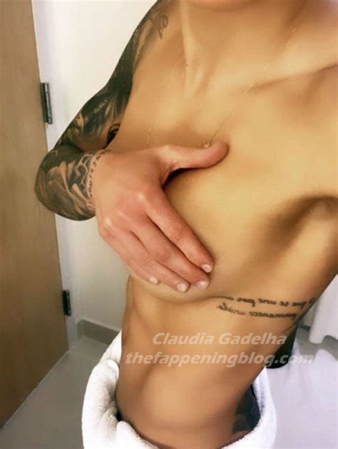 Claudia Gadelha Topless Photo Thefappening