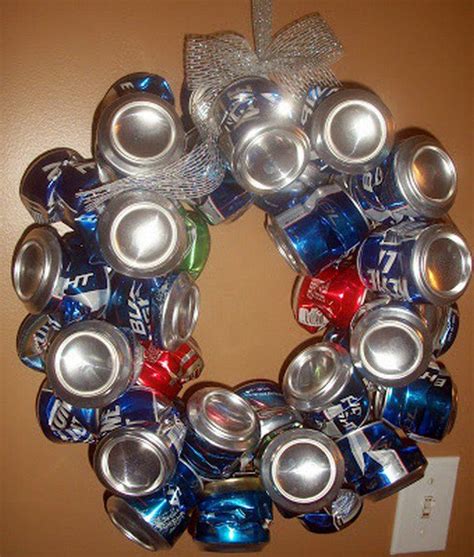 Discover 37 easy and/or diy christmas decorations, including wreaths, advent calendars deck the halls. 15 Strange DIY Christmas Decorations That Will Leave You ...