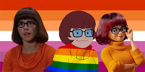 Velma And Daphne Kiss