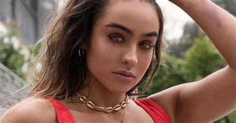 Sommer Ray Bends Over In Bikini With Thigh Gap Reminder