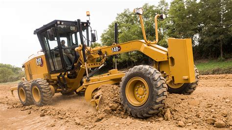 Cats 140 Gc Grader Merges Performance With Low Operating Costs