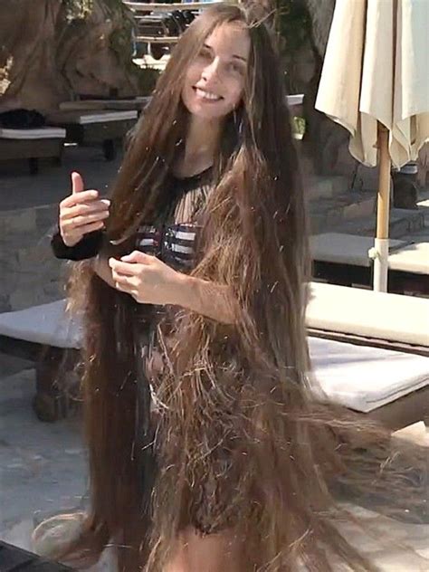 Video Rapunzel Vacation Very Long Hair Thick Hair Styles Long