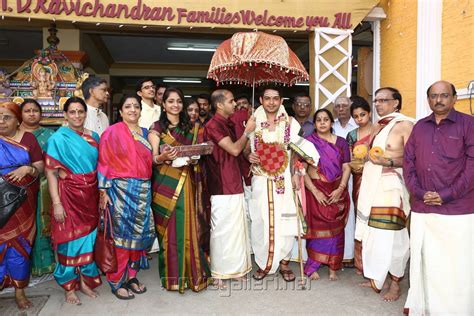 Ninaike therintha maname episode 42 vijay tv serial rerun. Picture 726441 | Vijay TV Anchor DD Marriage Photos | New ...