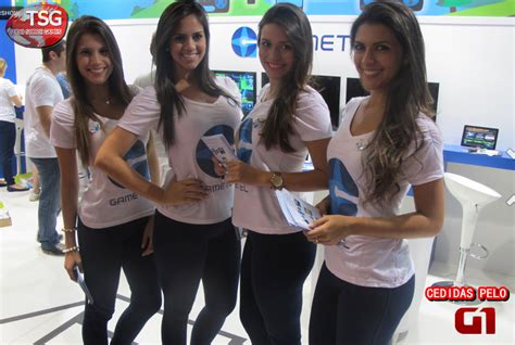 PRIMEIRA MÃO Veja as gatas da feira Brasil Game Show