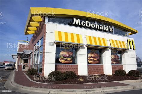 Monetizing the demand for fast food. Fast Food Icon Mcdonalds Stock Photo - Download Image Now ...