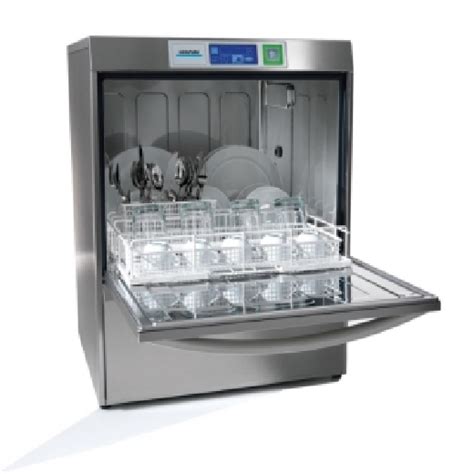 Dishwasher (machine for washing dishes). Winterhalter UC-L 洗碗機 - 大昌華嘉餐飲設備