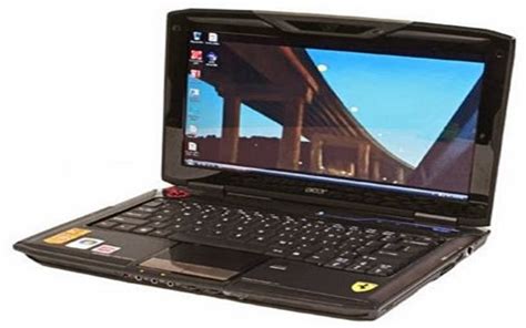 Thinkpad x1 carbon merupakan salah satu laptop dengan spek yang cukup tinggi dari lenovo. Novy Stevani Pratiwi: 10 Laptop Termahal Tahun 2013