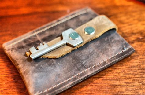 Maybe you would like to learn more about one of these? Divina Denuevo | Men's Leather Credit Card Wallet / Business Card Holder -Skeleton Key Steampunk ...
