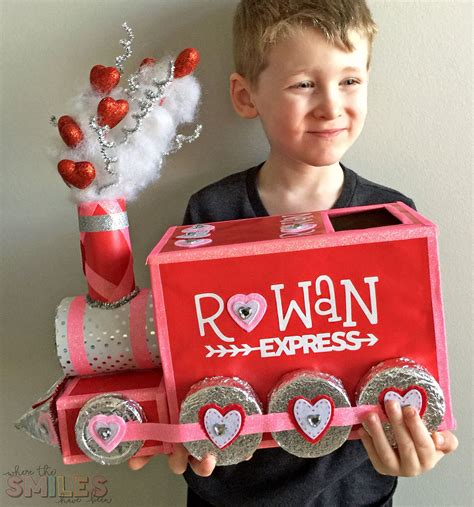 DIY Valentine Box: All Aboard the Love Train! | Diy valentine's box, Train valentine, Valentine box