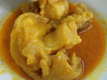 Selain kolagen, kikil sapi juga mengandung selenium, yaitu sejenis mineral yang sangat penting untuk membantu mengaktifkan enzim antioksidan dalam tubuh yang disebut glutathione peroksidase. Resep Masakan Enak: Kikil Sapi/Gulai tunjang