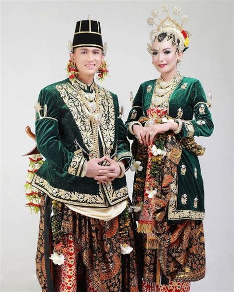 Pakaian Tradisional Jawa Timur Rachel Ogden