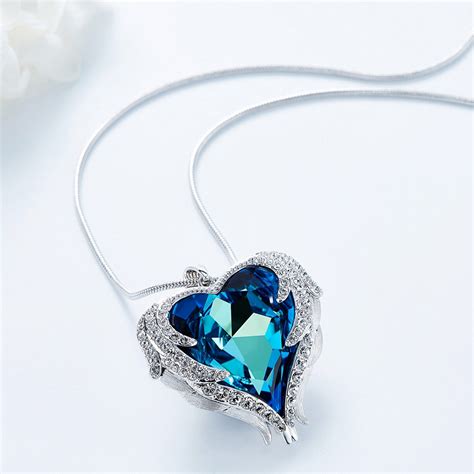 Pendentif Coeur En Cristal De Swarovski Elements Bleu Et Blancs Pendentifs Blue Pearls