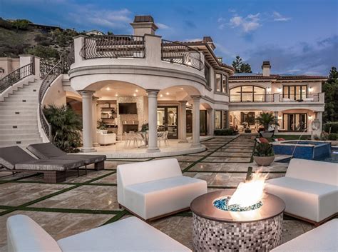 9495 Million Mediterranean Mansion In Los Angeles Ca Luxury Homes