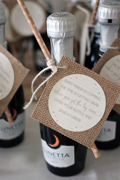 20 Simple And Very Cute Baby Shower Favors - Shelterness