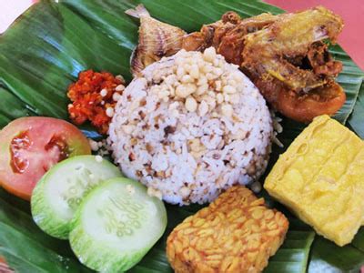 Nasi tutug oncom yang jadi legenda makanan khas nusantara. Cara Membuat Nasi Tutug Oncom Komplit Khas Tasikmalaya