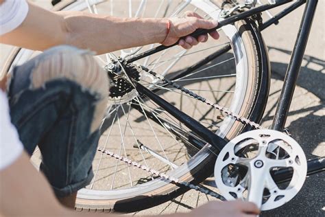 If you are thinking about how to put air in bike tires, this is an article that you should read. How To Put A Bike Chain Back On - Tony's Trailers