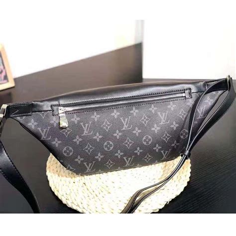 louis vuitton lv men discovery bumbag in monogram eclipse canvas grey lulux