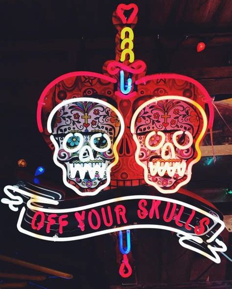 Pin By Metta Miller On Hot Glow Cool Neon Vintage Neon Signs