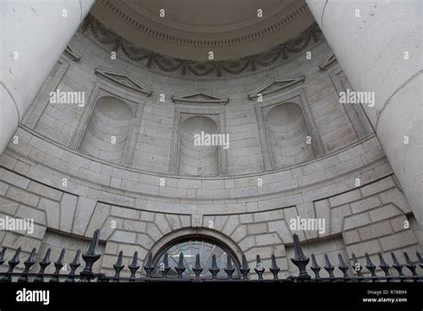Four Courts Building Dublin Ireland Stock Photo Alamy
