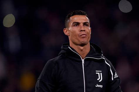 This is the official channel for the serie a. Juve verpasst vorzeitigen Titel: Moise Kean vertritt ...