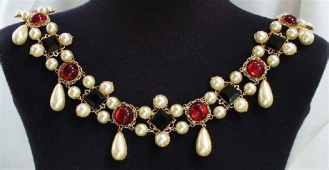 Elizabeth ii (elizabeth alexandra mary; Une Very Stylish Fille: My obsessive obsession: Pearl, you ...