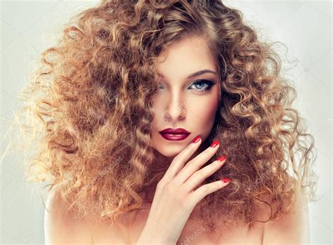 Model With Curly Hair — Stock Photo © Edwardderule 42322997