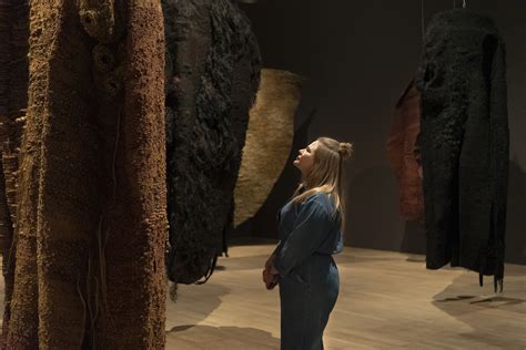 Magdalena Abakanowicz At Tate Modern Fibre As Her Language