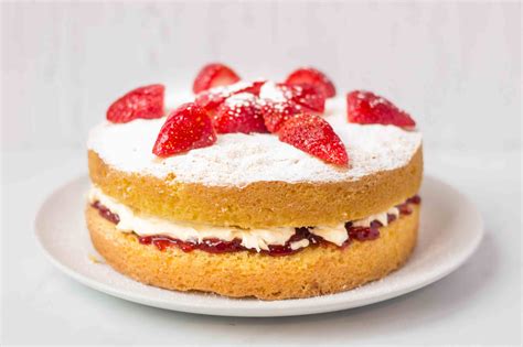 Victoria Sponge Cake Oppskrift