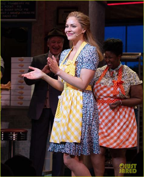 Katharine McPhee Makes Her Broadway Debut In Waitress Photos Photo