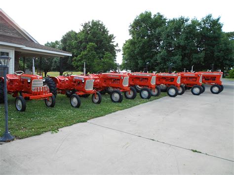 Allis Chalmers D10 Through D19 Series Tractors Completely Restored By