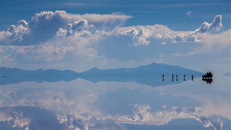 In Pictures The Worlds Largest Salt Flat In Bolivia Bbc News