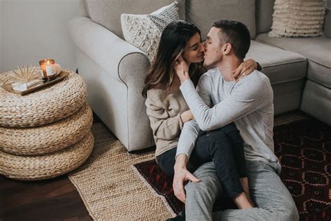 Intimate Home Engagement Session By Morgan Ellis Photography With Images Intimacy Photos