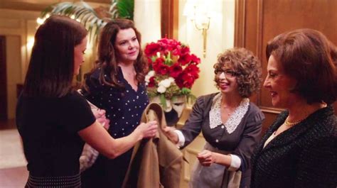 Who Plays Berta The Maid On Gilmore Girls A Year In The Life Popsugar