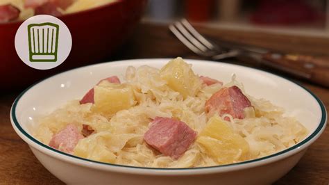 Lecker kassler mit sauerkraut aus dem backofen. Sauerkraut mit Kassler #Rezept #chefkoch - YouTube
