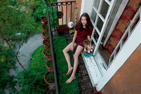 Photographer Captures Intimate Photos Of The Russian Student Girls In Their Communal Apartments
