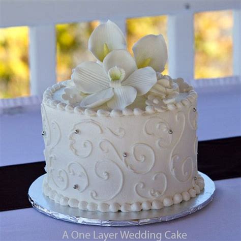 See more ideas about anniversary cake, wedding anniversary cakes, cake. one layer wedding cake - for the wedding luncheon. Some ...