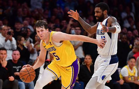 Mavs Blow 20 Point Lead Recover To Edge Lakers