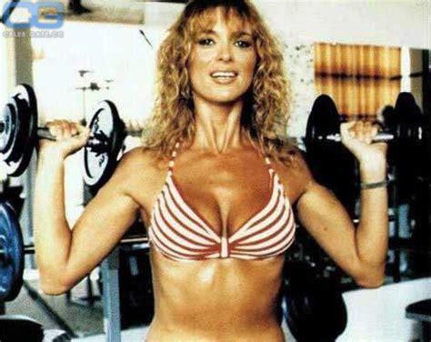 Sybil Danning Nackt Nacktbilder Playboy Nacktfotos Fakes Oben Ohne