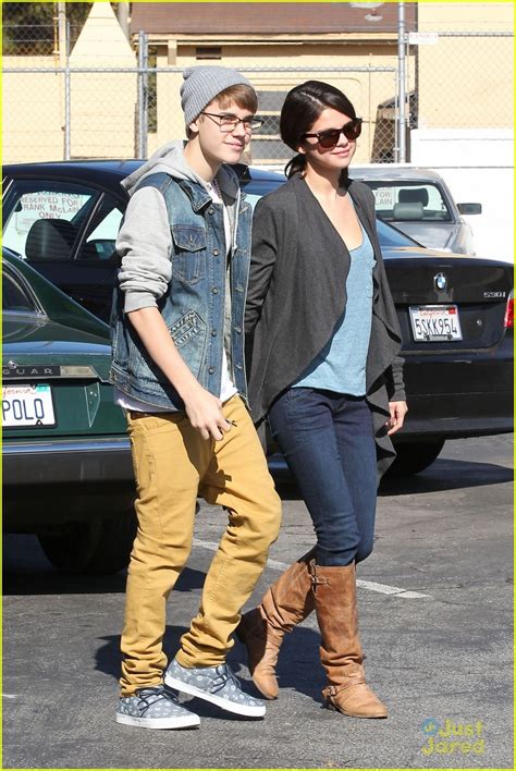 Selena Gomez And Justin Bieber Ihop Breakfast Photo 449152 Photo Gallery Just Jared Jr