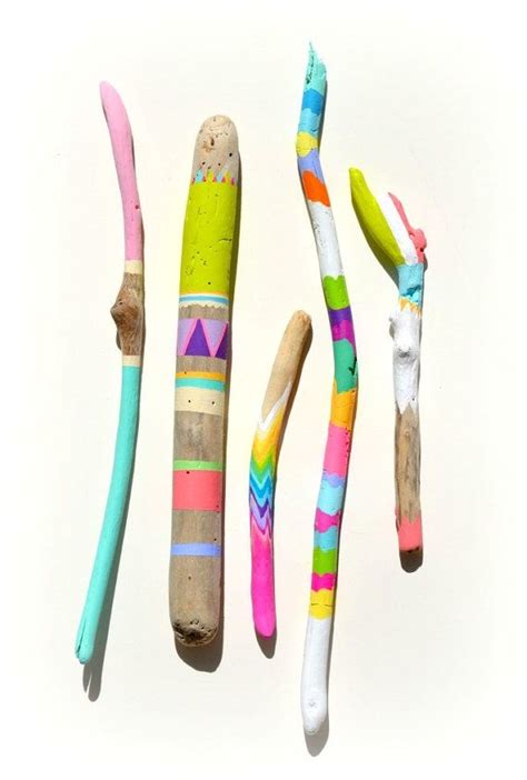 Painted Sticks For A Modern Effect Painted Sticks Painted Driftwood