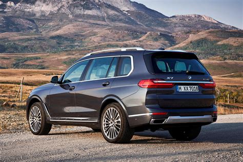 Its staggering ride and power is matched by its equally impressive price: 2020 BMW X7: Review, Trims, Specs, Price, New Interior ...