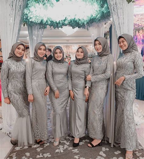Dress Gaun Bridesmaids Hijab On Instagram Photo By Dynaadinda