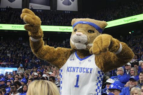 Aufdra1n, dokkii, mpia2k, sibe3n and simpson join. Kentucky Wildcats part of craziest comebacks in college basketball history - A Sea Of Blue