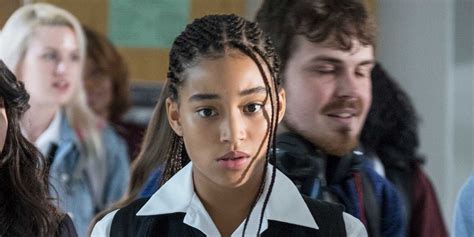 watch the first trailer for the hate u give starring amandla stenberg and kj apa hate u give