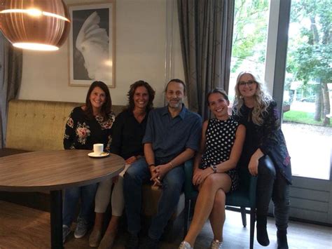 Hugo Borst geeft lezing over zijn nieuwste boek Ach, moedertje