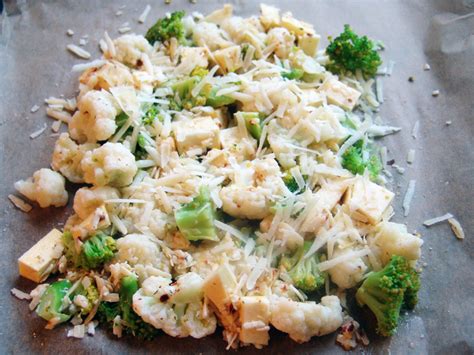 Bloemkool broccoli ui en pastinaak geroosterd in de oven