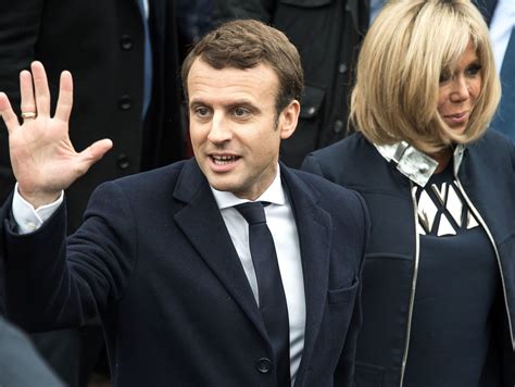 Compte fan d'@emmanuelmacron et brigitte macron, président et première dame de france depuis le 14 mai 2017 les photos ne sont pas à moi #fanpage. Centrist Emmanuel Macron becomes France's youngest ...
