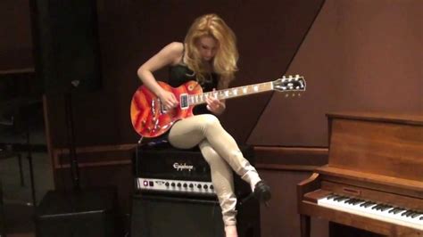 Female Guitarist Ariel Plays Black Cat Solo YouTube
