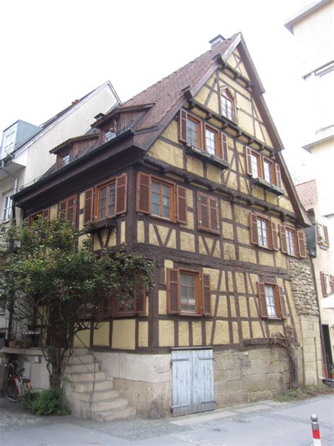 Ich gebe meine tolle 1zimmer wohnung mit küche und waschmaschine. Where Is Darren Now?: Bad Cannstatt