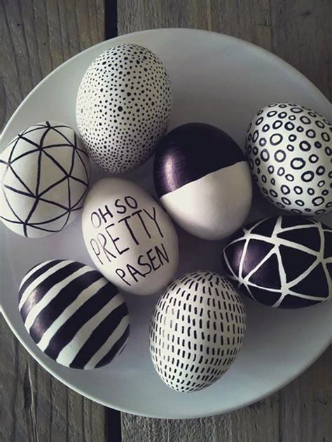 En effet, la coutume d'offrir et de décorer des œufs remonterait encore plus loin que la tradition chrétienne. 5 DIY d'oeufs de Pâques pour petits et grands